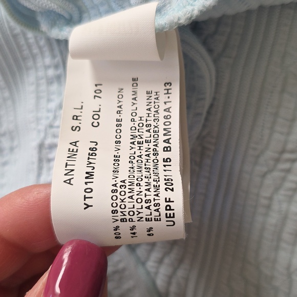 Armani Collezioni Light Blue Short Sleeve Scoopneck Top, Size 12 - Picture 4 of 6